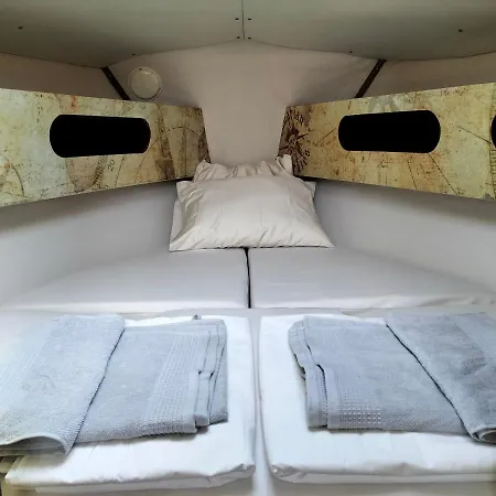 Canarian Pirat Båthotell