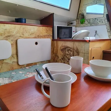 Båthotell Canarian Pirat *